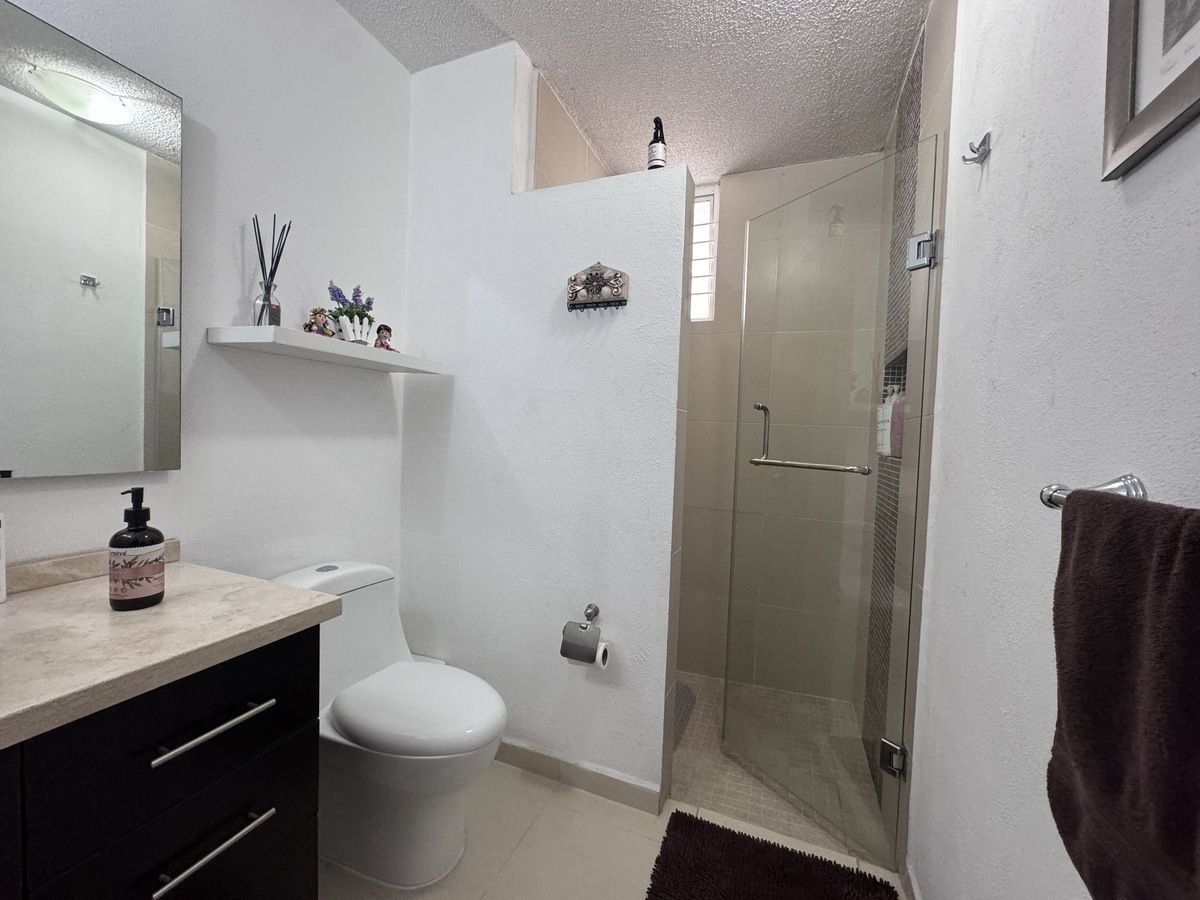 House in Gated Community in Colonia El Mirador, Querétaro, photo 26 of 40