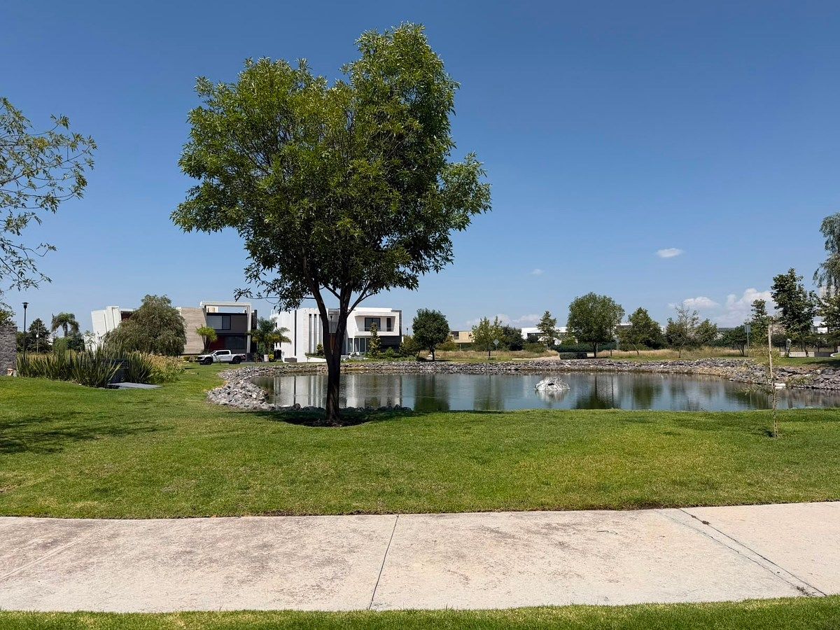 Lote em El Campanario, Querétaro, foto 3 de 5