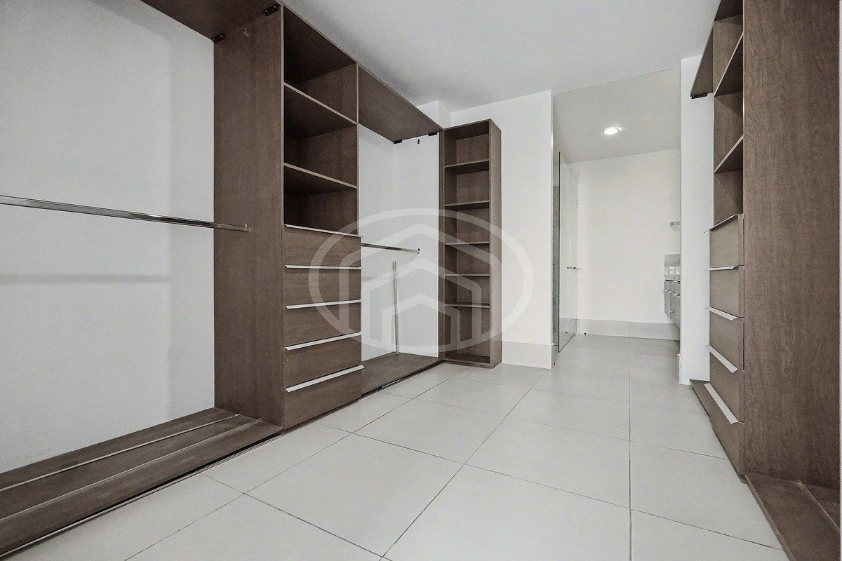 VESTIDOR PRINCIPAL, foto 14 de 32