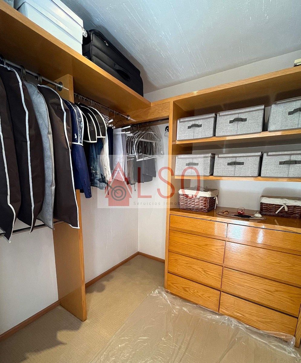 24 of 32: Vestidor Rec Principal