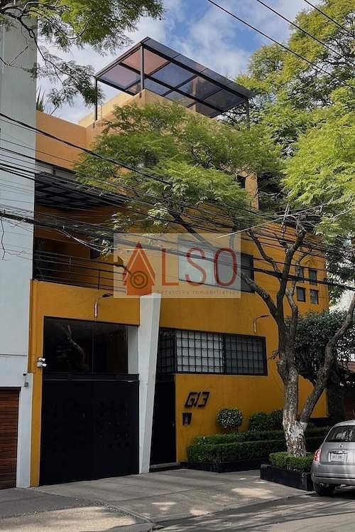 32 of 32: Fachada Condominio