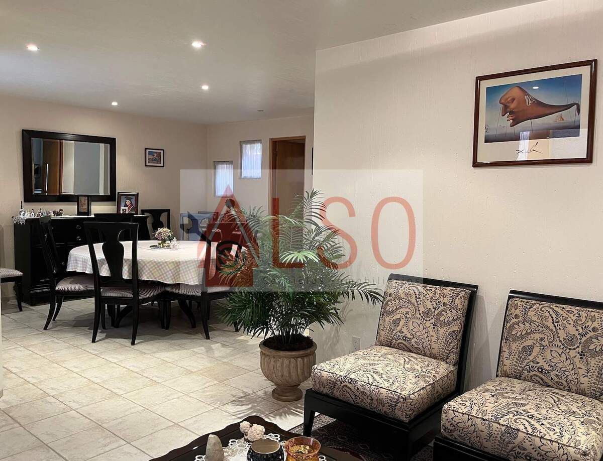 3 de 24: Estancia vista a comedor