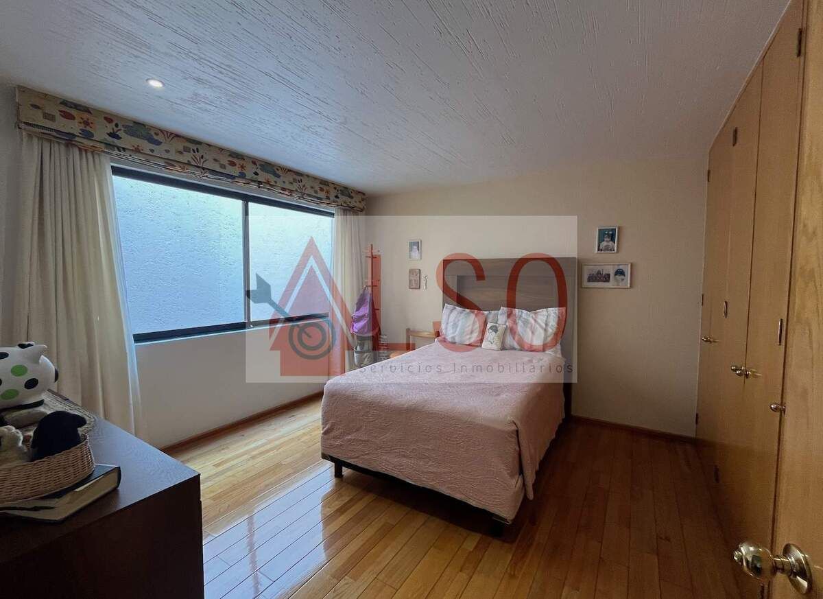 9 de 24: Recamara secundaria 1