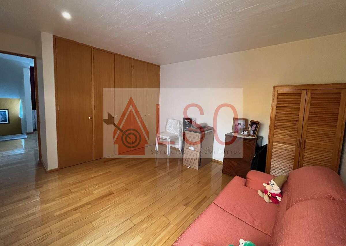 11 de 24: Recamara secundaria 2