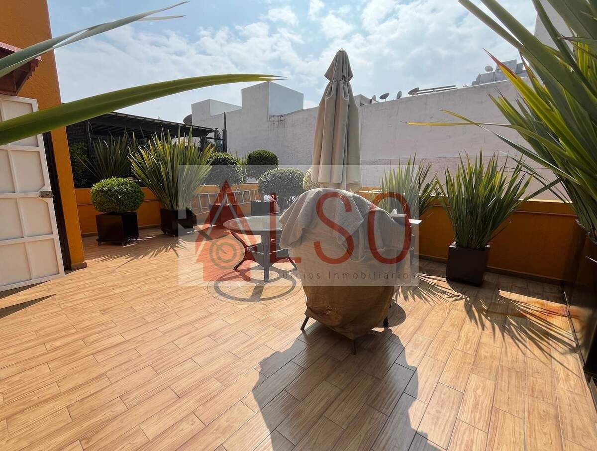 21 de 24: Roof Garden