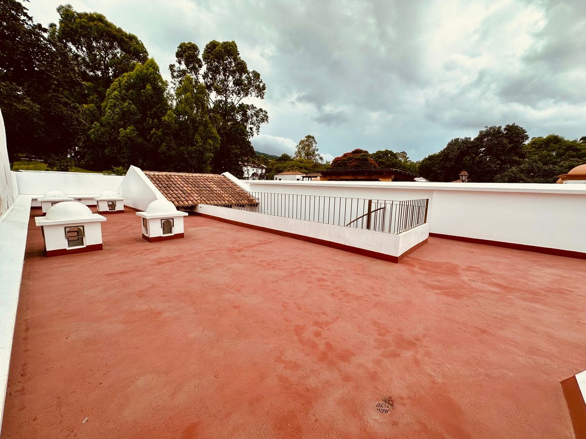 22 de 23: Amplia terraza con vista volcanes