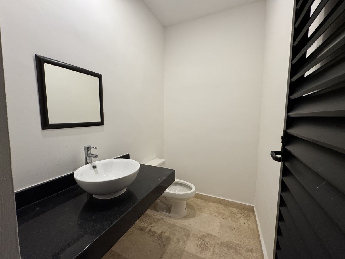 28 de 28: Medio baño del Roof Top