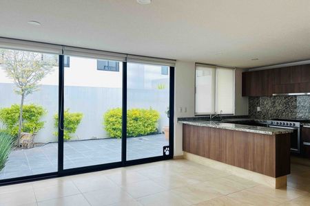 House for sale by owner in Amara de Caisa in Altos Juriquilla