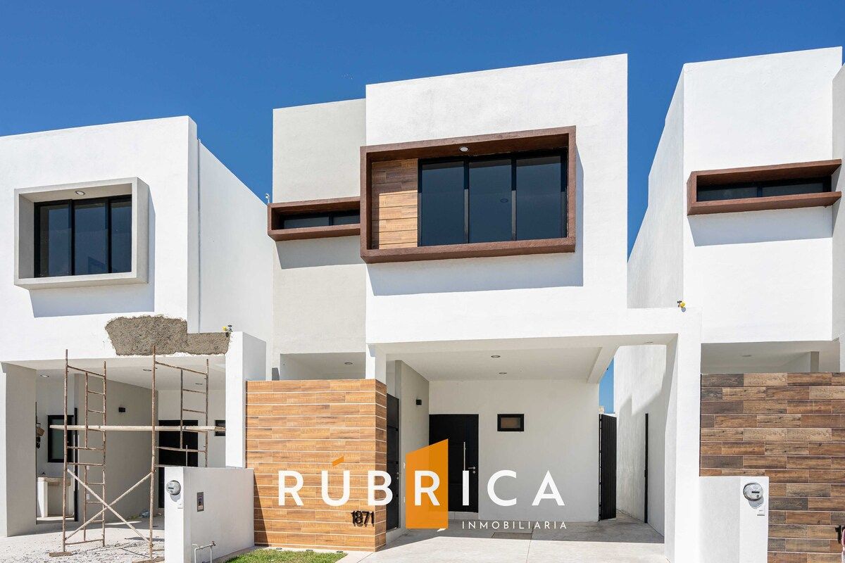 Casa en Venta en Residencial Punto Rioja, Colima