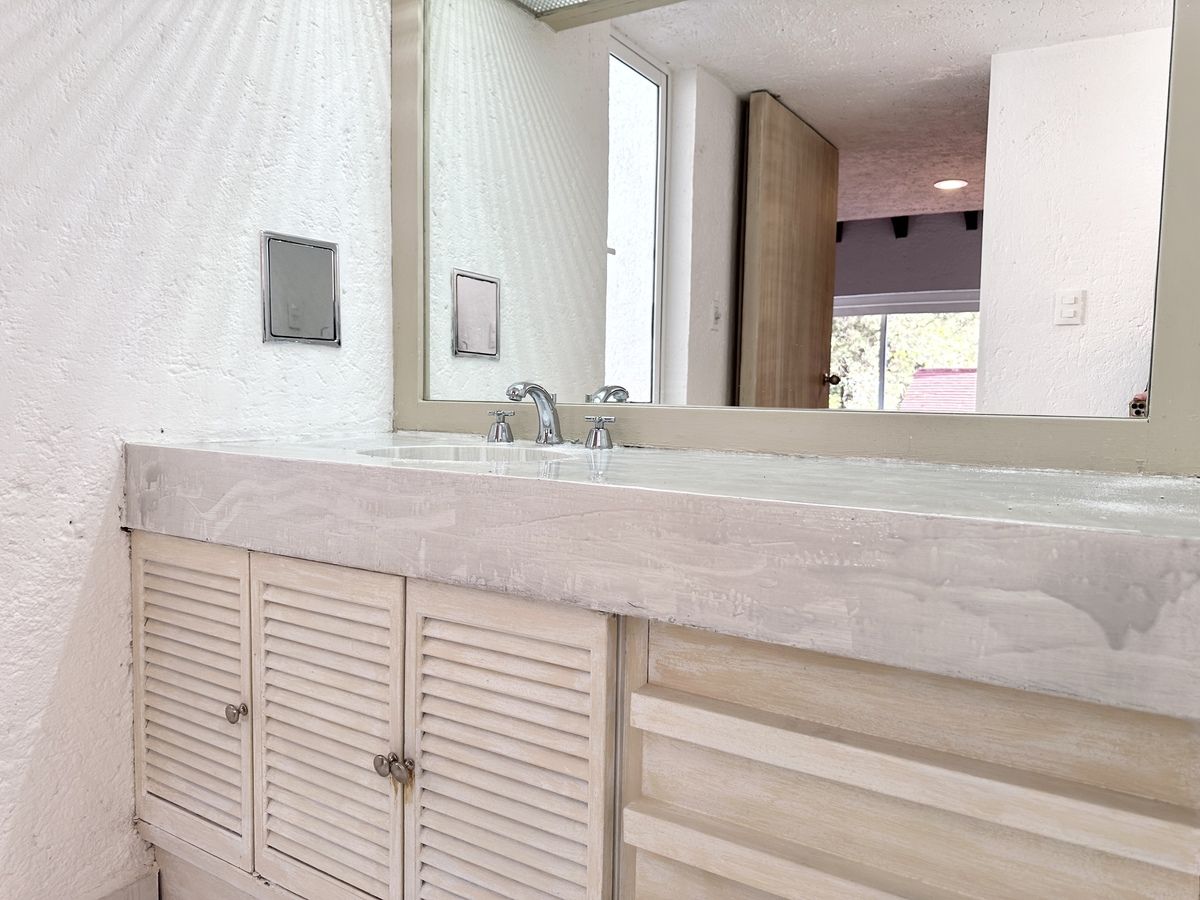 29 of 41: Baño principal