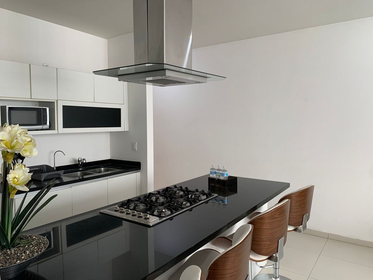 245, Calle Lago Zurich, Ampliación Granada, 11529 con 3 Recámaras, 2 Baños, 164 Metros Cuadrados y 2 Puestos de Estacionamiento