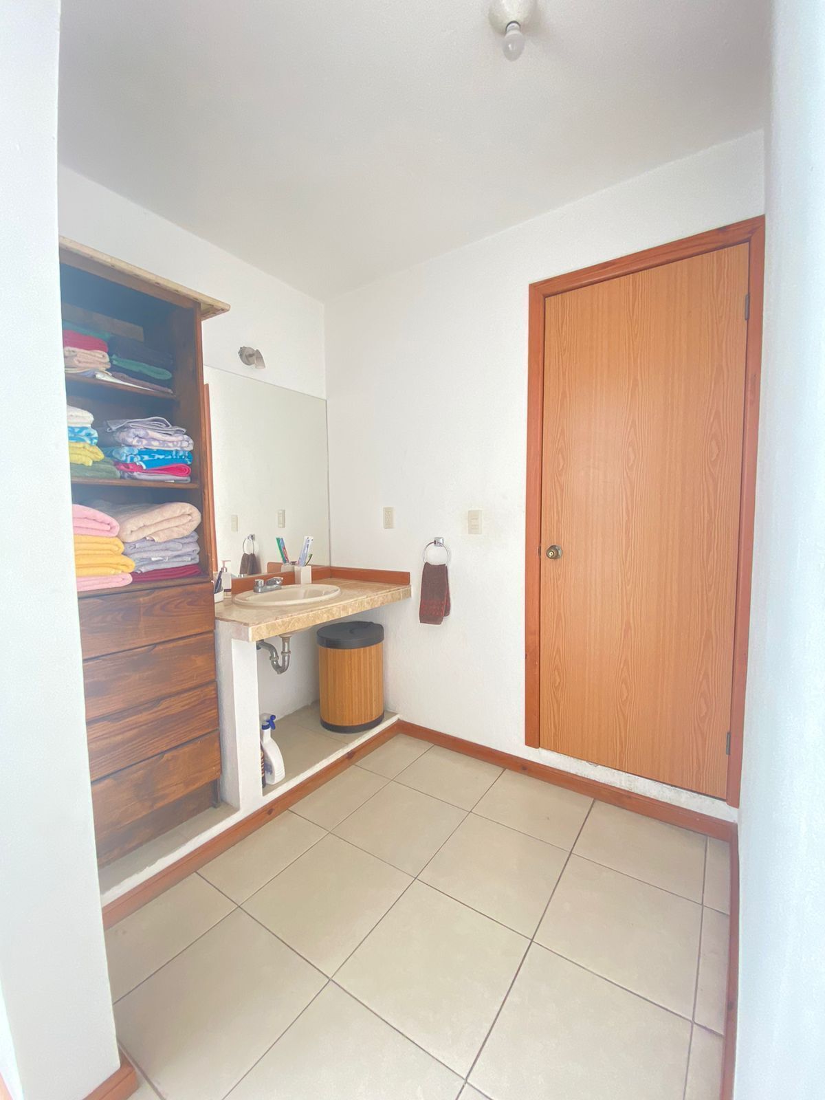 19 de 21: Baño en planta alta