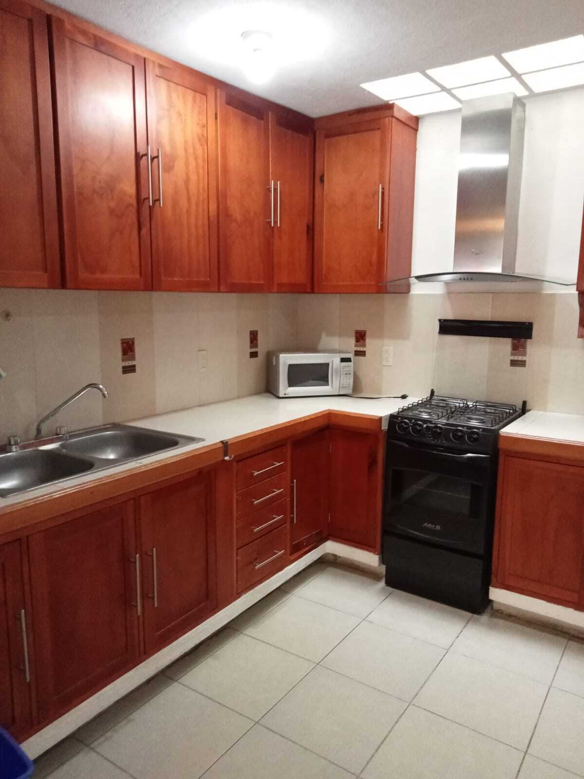 5 de 21: Cocina equipada