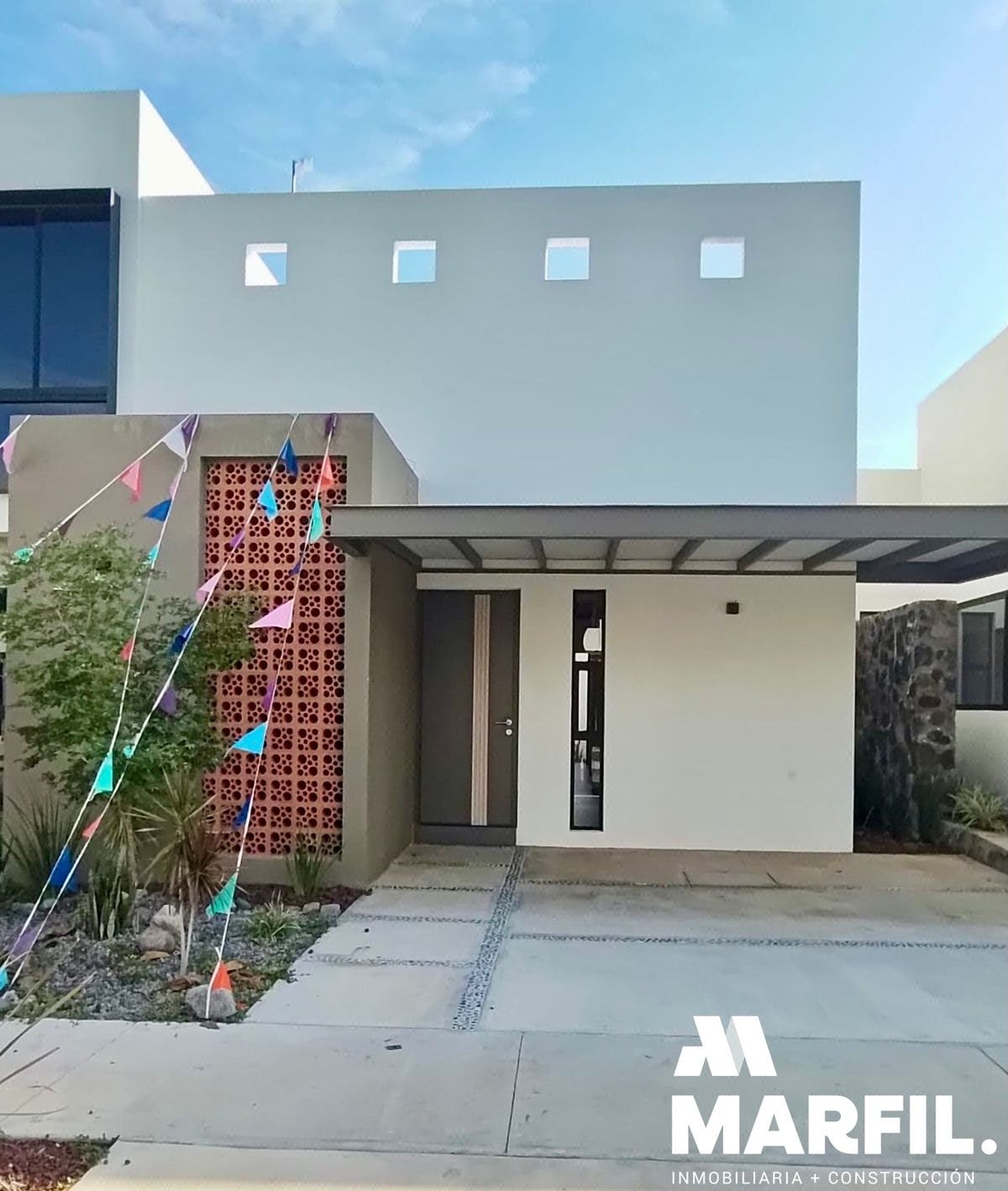 Casa 1 Planta 3 Recámaras Zona Norte Residencial Colima ZENTRALIA Coto