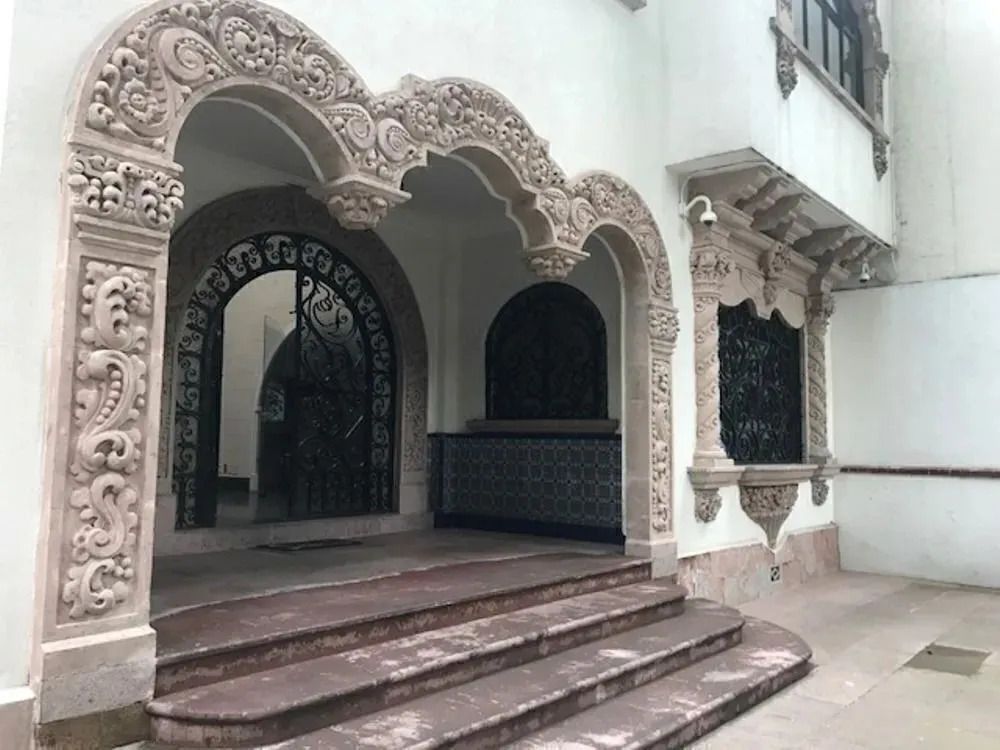 Hermosa casa catalogada Cuadrante Lincoln
