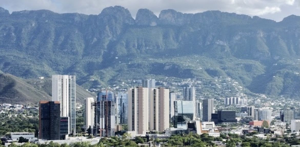 2 de 10: TORRE CHROMA