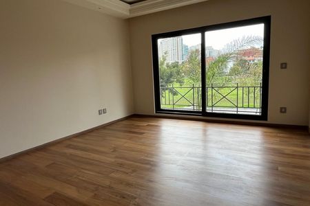 Vendendo incrível mansão