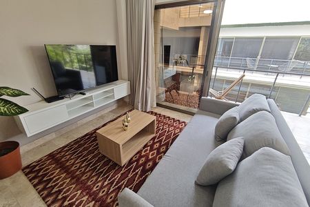 Brava Towers 407