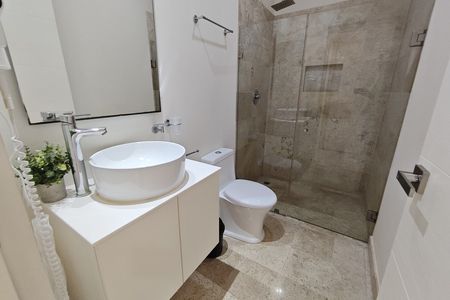 Brava Towers 407