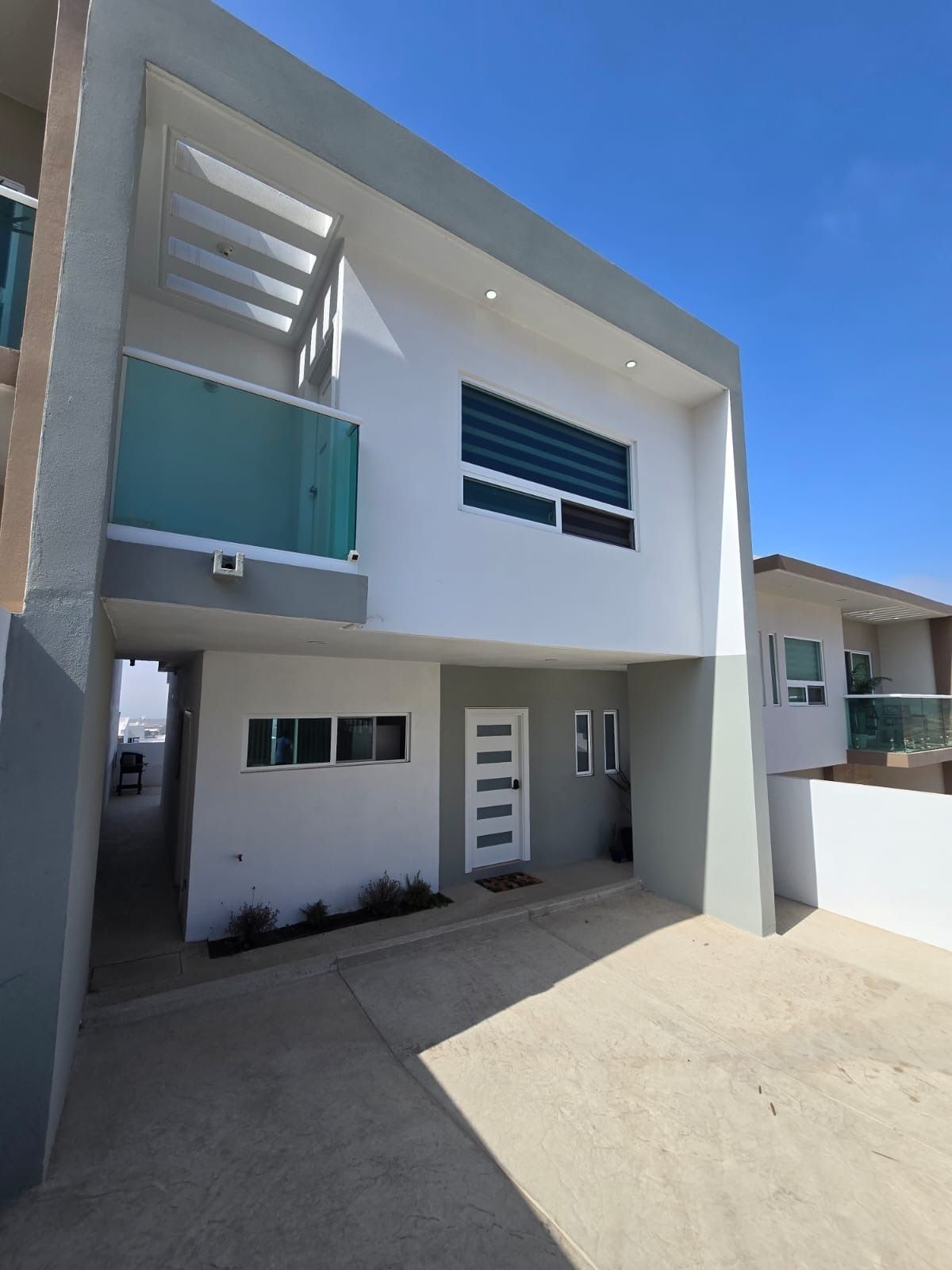 1 de 23: Vista exterior