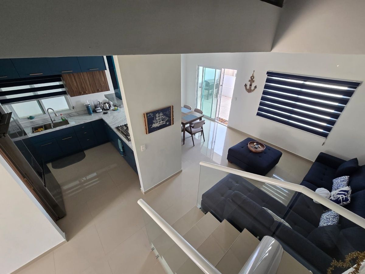 10 de 23: Vista desde escaleras