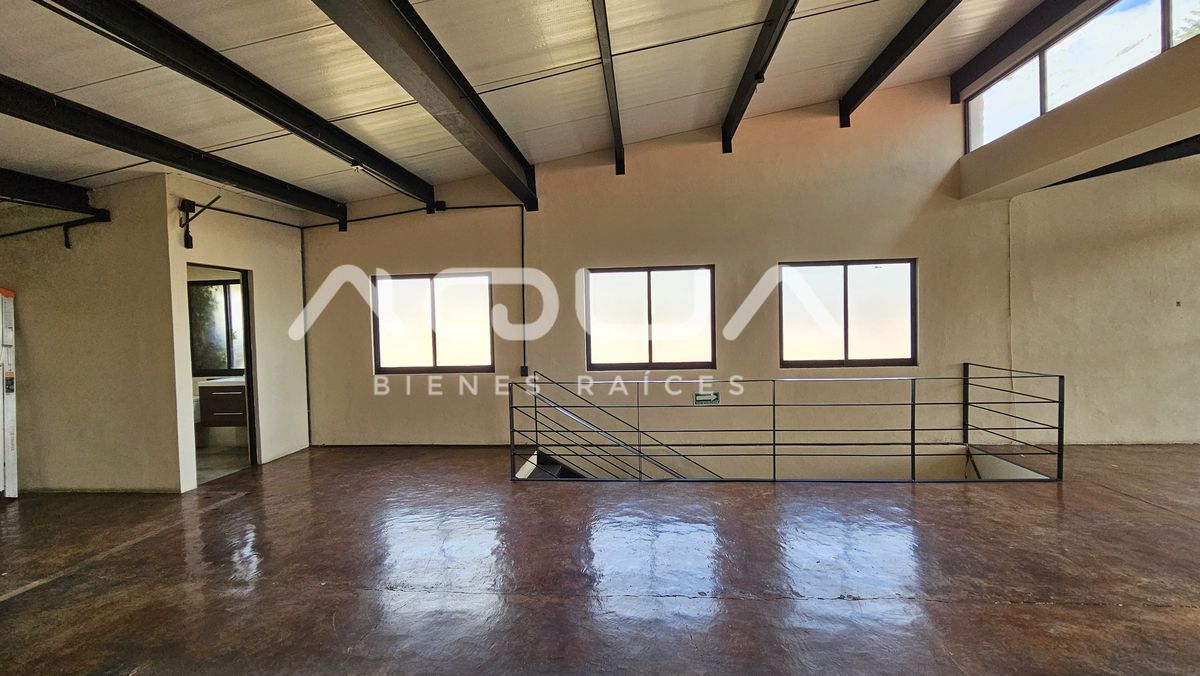 15 de 24: lateral del 2o piso