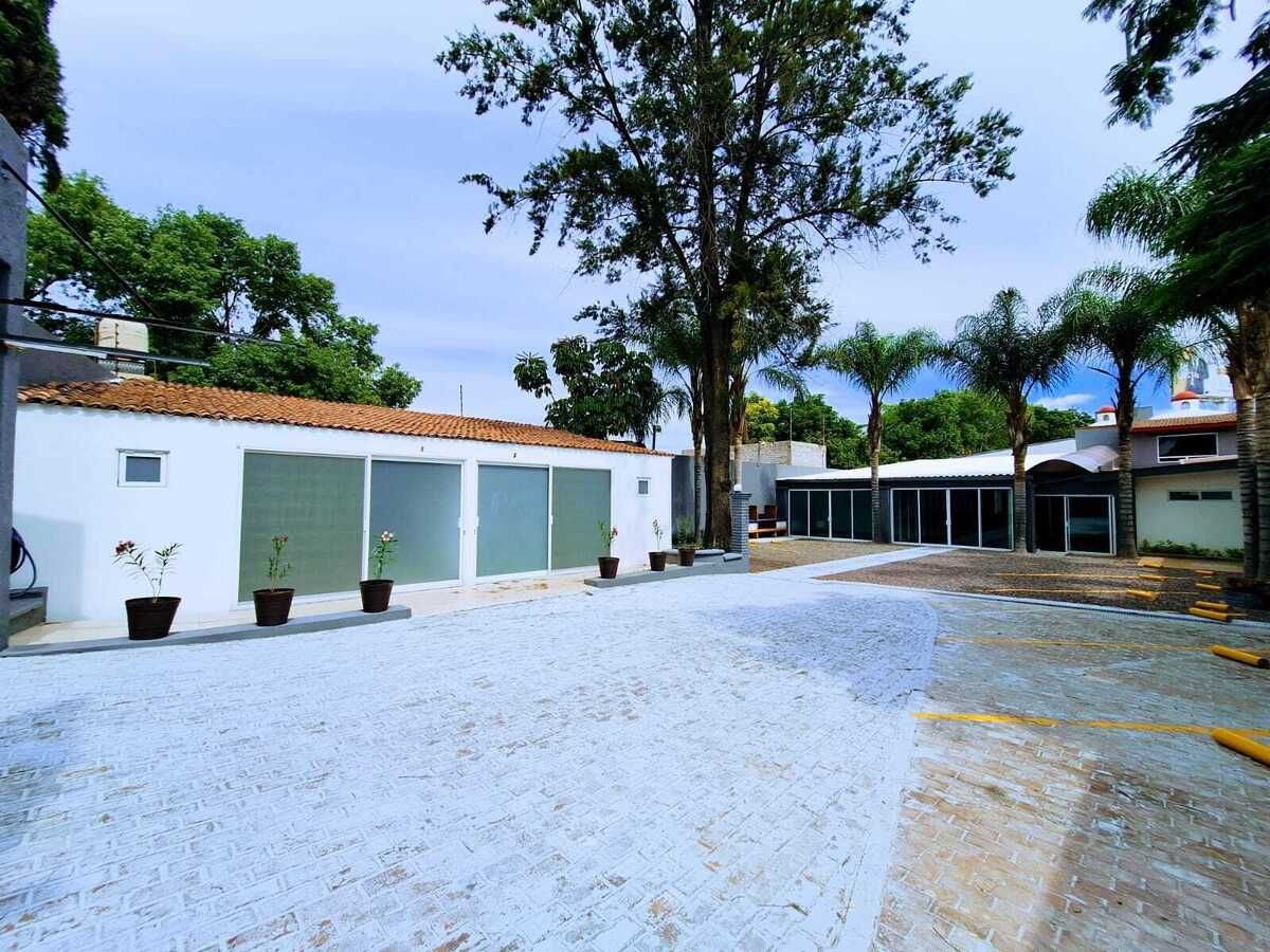 PROPIEDAD COMERCIAL en RENTA Oportunidad!!