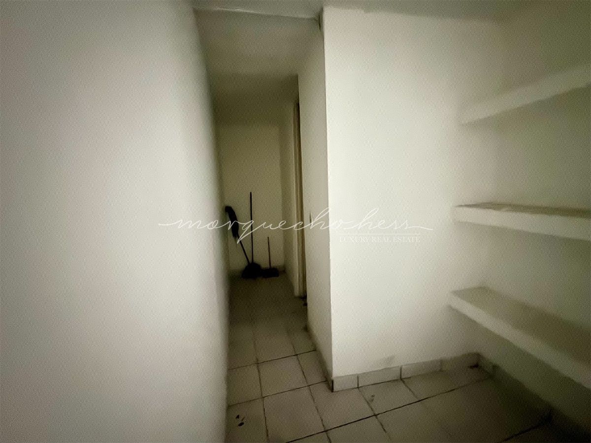 Foto 6 de Oficinas en venta o renta mercado de abastos