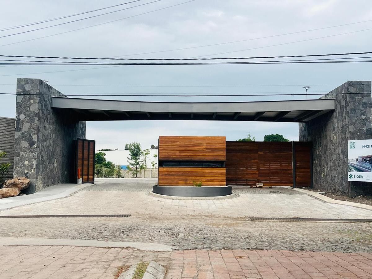 Sale of Land in Punta Jurica, Jurica Queretaro - foto 1