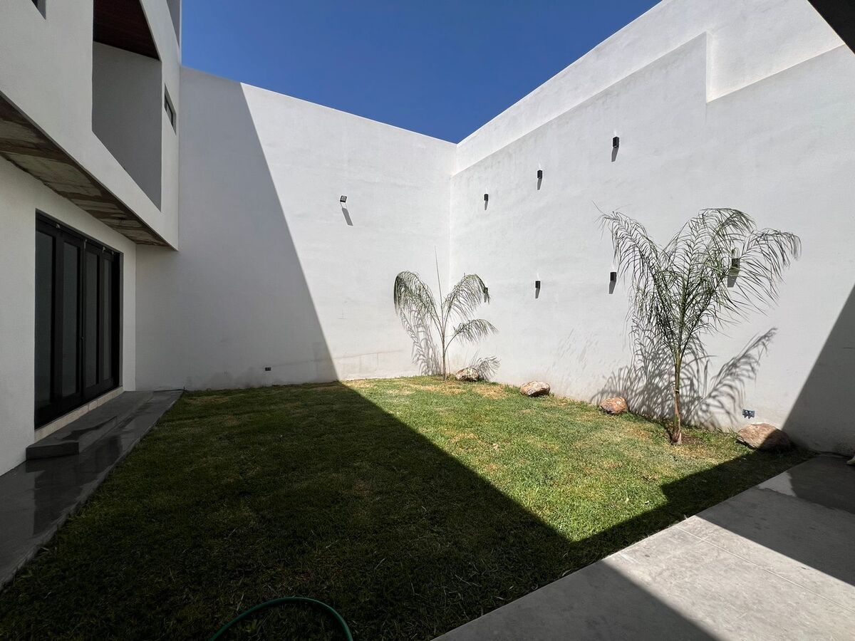 https://assets.easybroker.com/property_images/4789321/81125182/EB-RJ9321.jpeg?version=1728606610