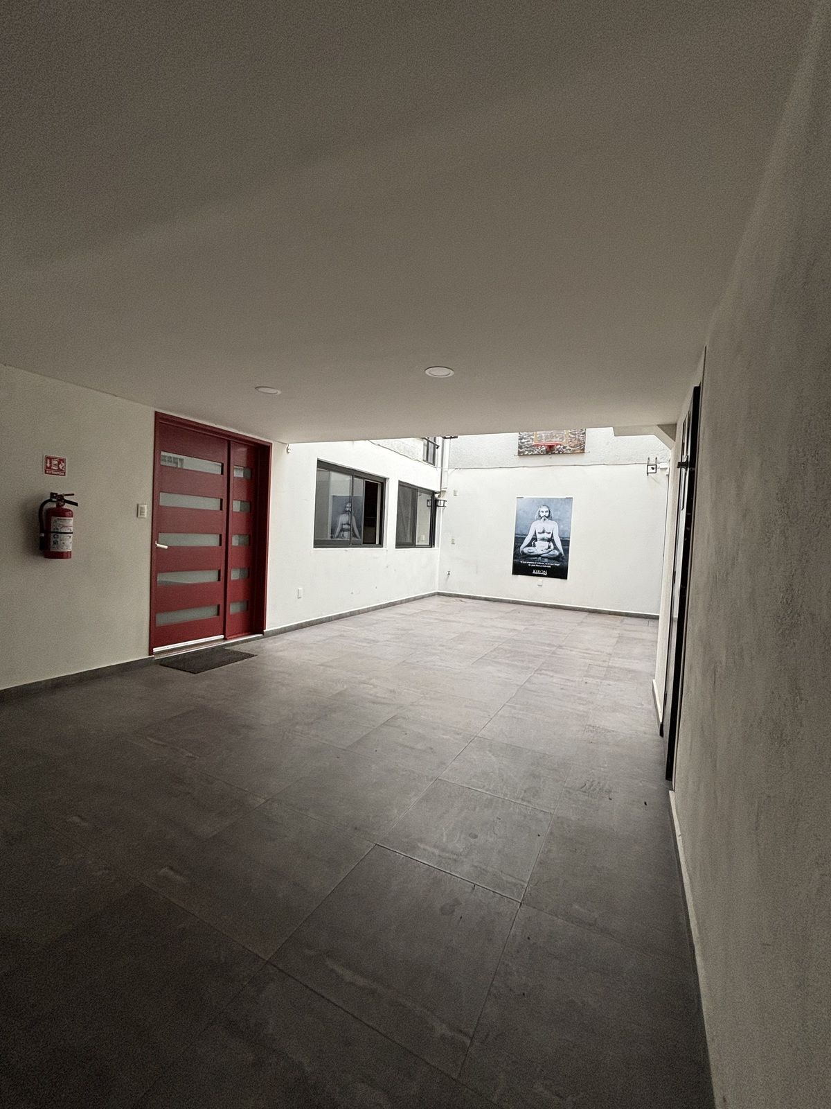 Casa sola con uso de suelo Portales