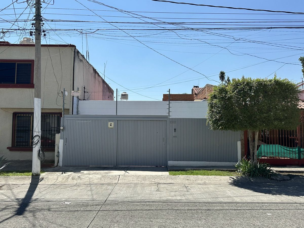 Oficina en renta paseos del sol