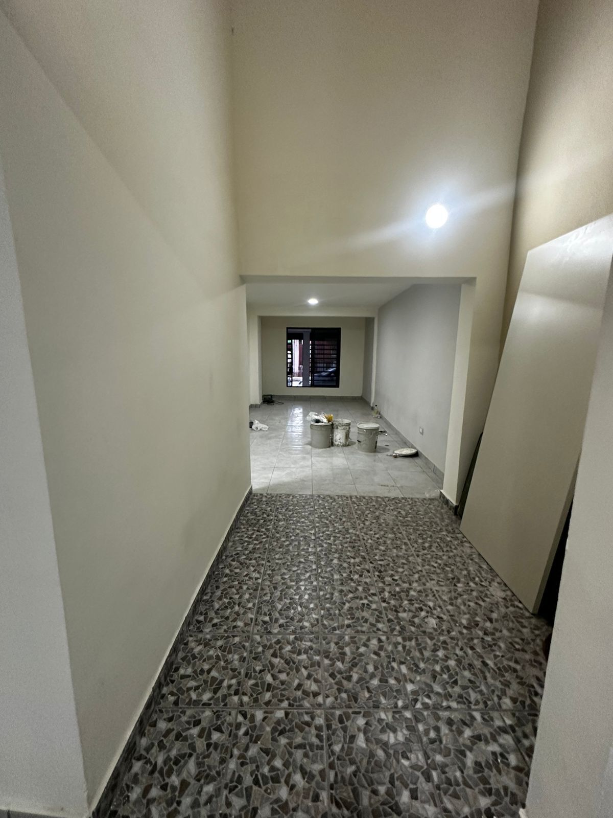 8 of 17: ESTANCIACON TECHO DOBLE ALTURA