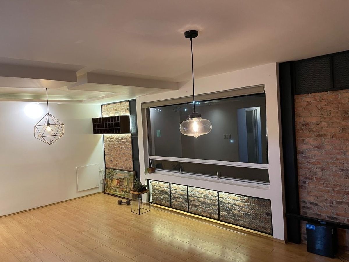 2 de 42: Sala y comedor