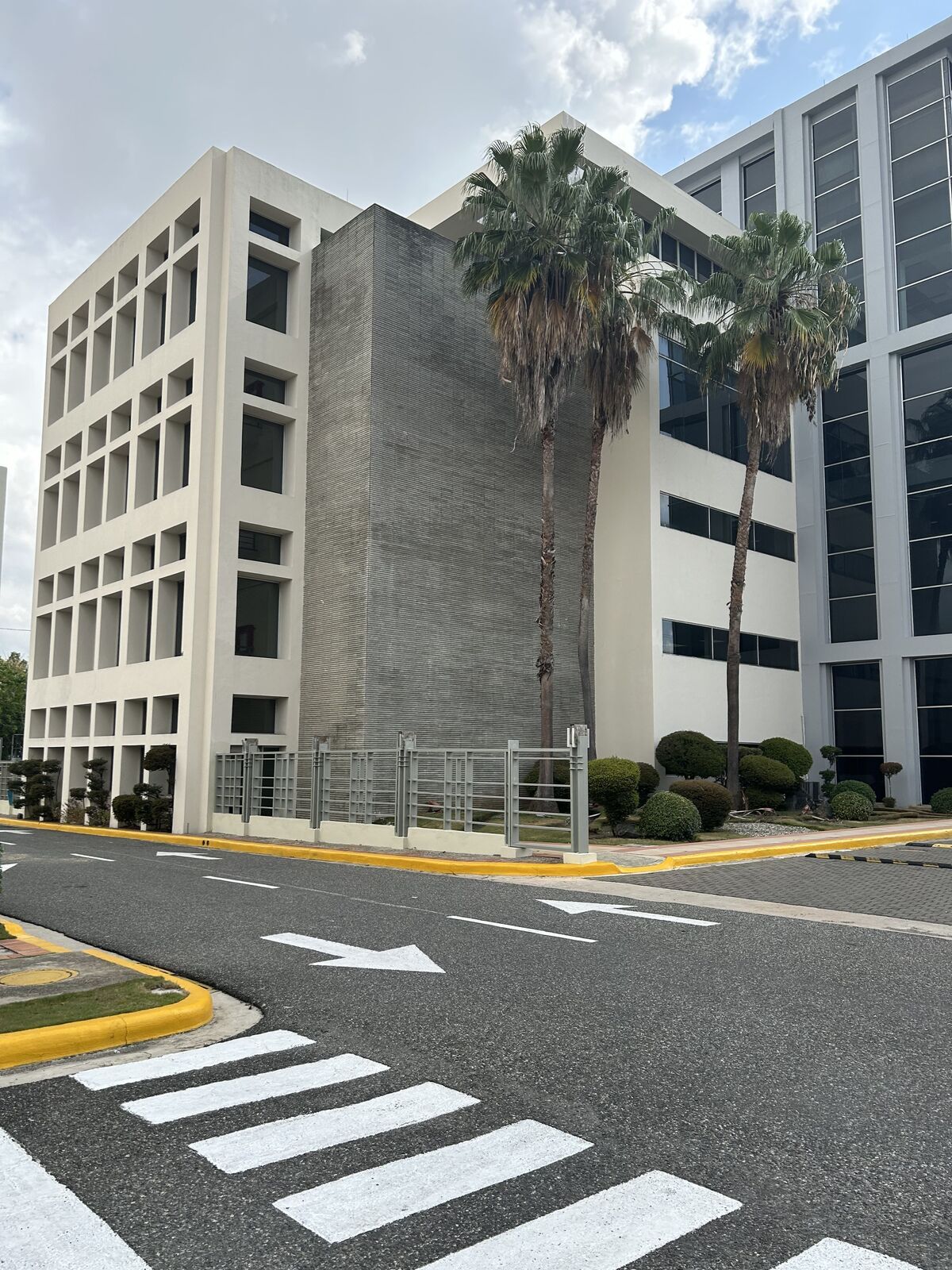 1 de 3