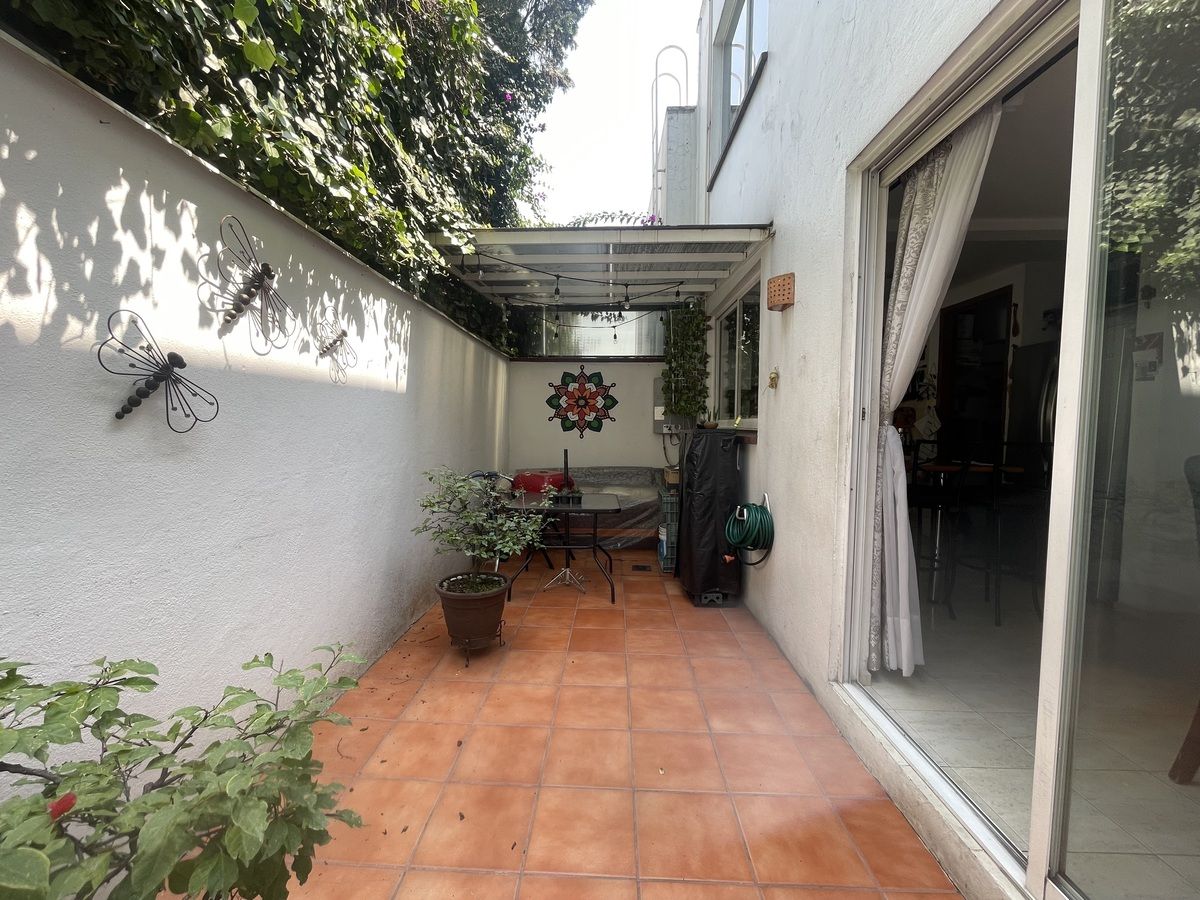 22 de 29: Patio interior