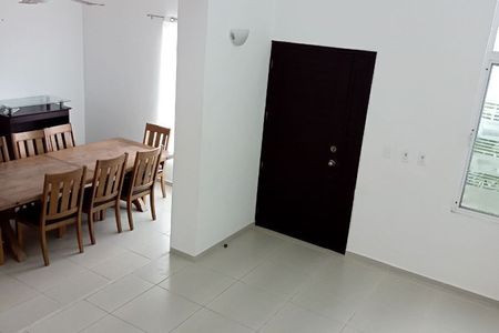 Casa en Gran Santa Fe Norte II, cerrada Gardenias