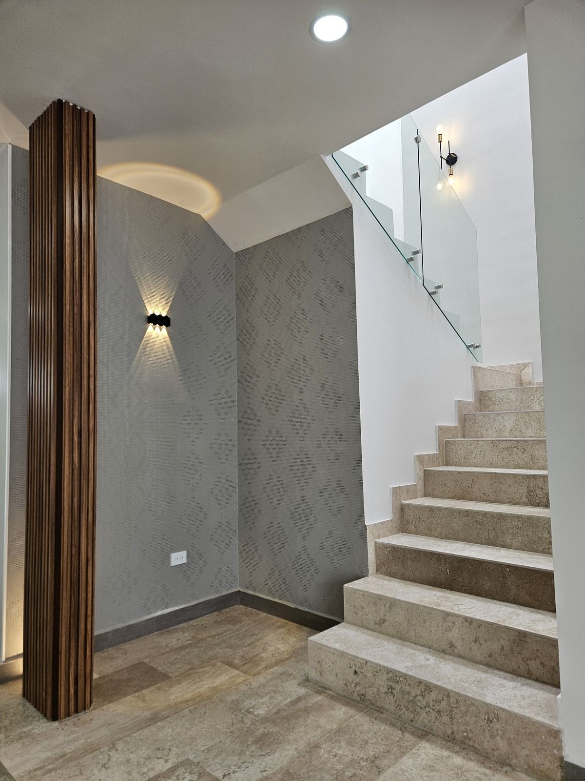 14 de 23: Escaleras