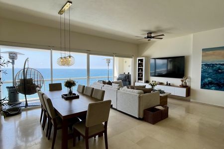 Lujoso departamento en RENTA en Entremar Condominios
