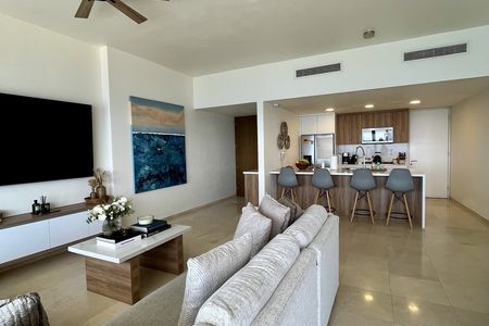 Lujoso departamento en RENTA en Entremar Condominios