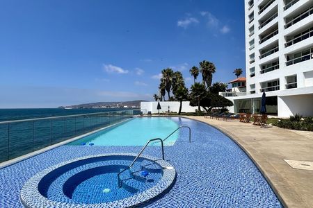 Lujoso departamento en RENTA en Entremar Condominios