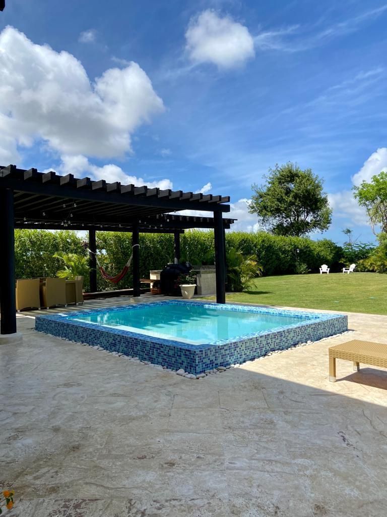 Villa en Green village