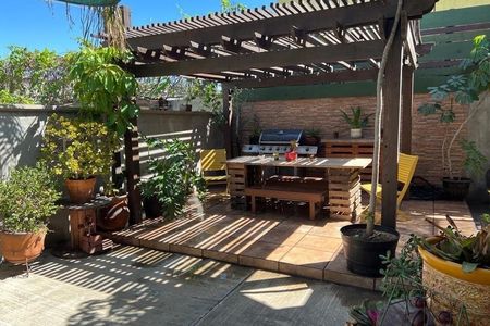 Casa californiana de 4 habitaciones en alquiler