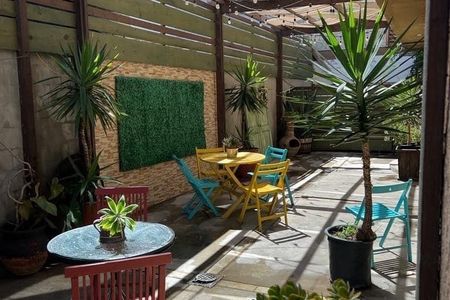 Casa californiana de 4 habitaciones en alquiler
