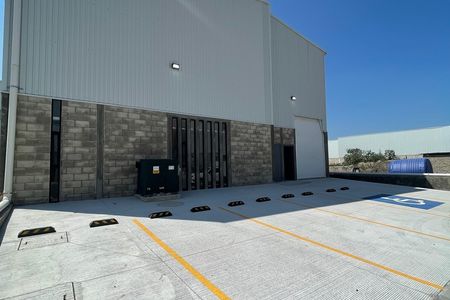 Armazém para alugar no Parque Industrial Santa Cruz de las Flores