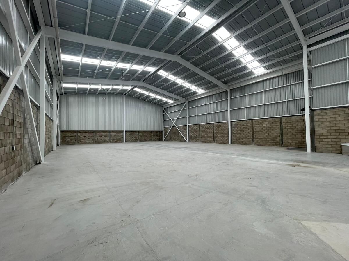 Bodega comercial en Santa Cruz de las Flores, Tlajomulco de Zúñiga, foto 17 de 18