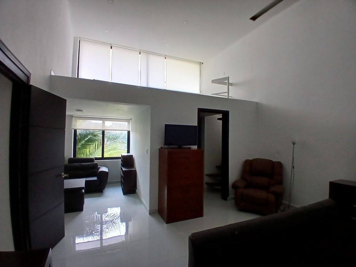 11 de 17: RECAMARA CON TAPANCO