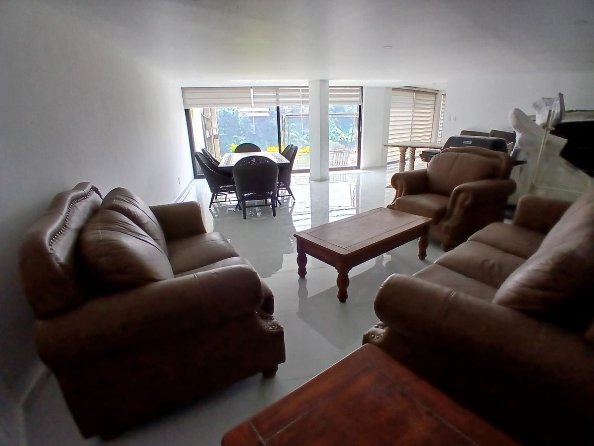 15 de 17: SALON USOS MULTIPLES