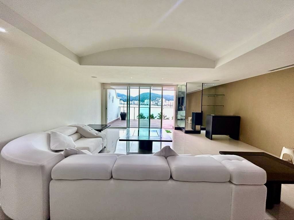 https://assets.easybroker.com/property_images/4794784/81227446/EB-RK4784.jpeg?version=1728936672
