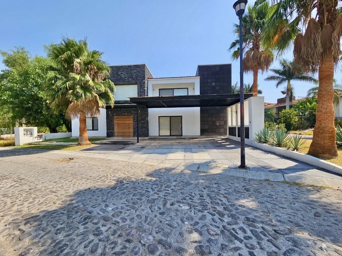 https://assets.easybroker.com/property_images/4794807/81227897/EB-RK4807.jpeg?version=1728937044